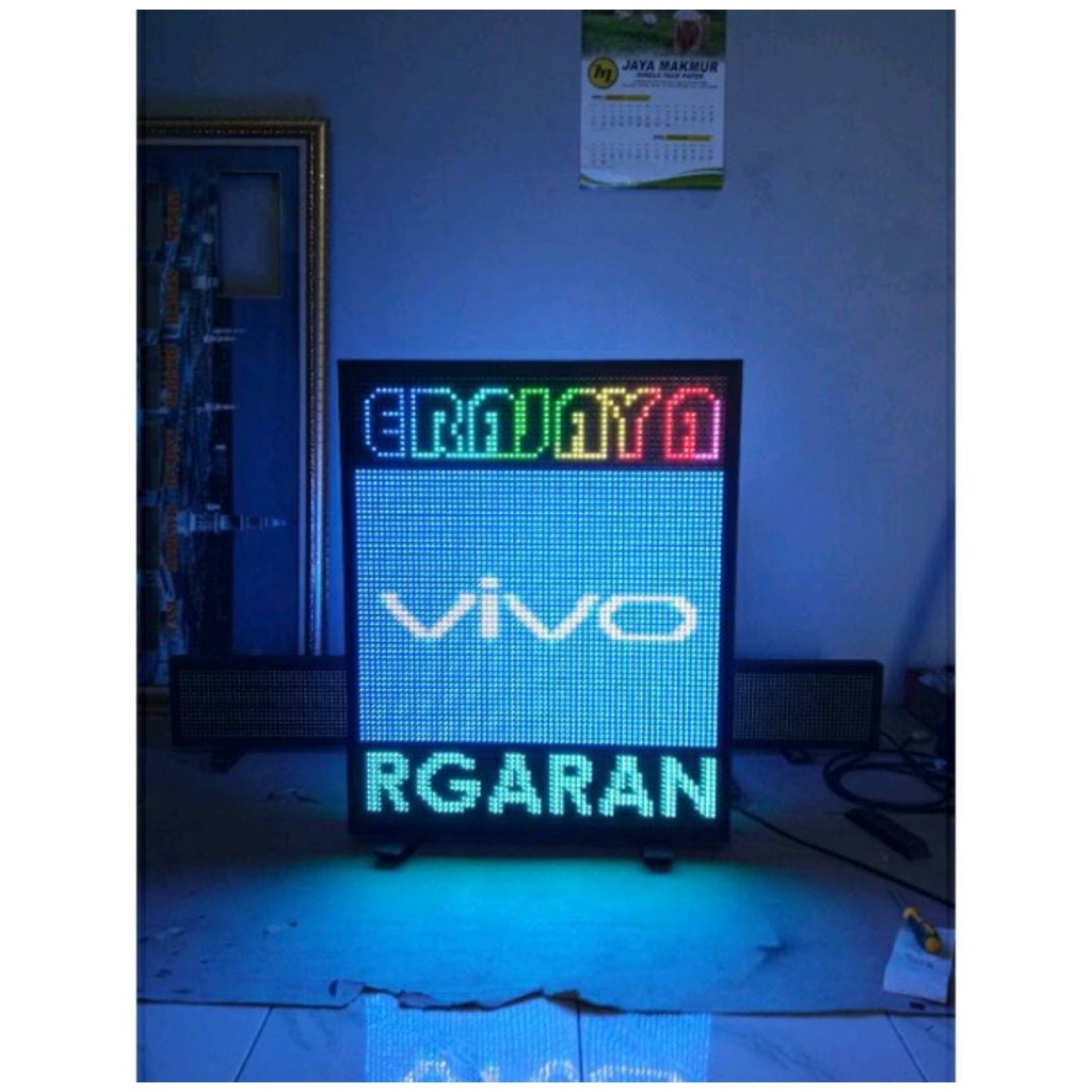 Running Text RGB 2 sisi full outdoor uk. 70x86cm