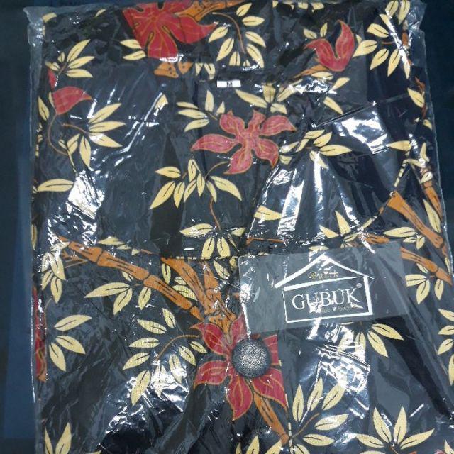 Atasan Batik Wanita Resleting Depan Motif Tiga Negri