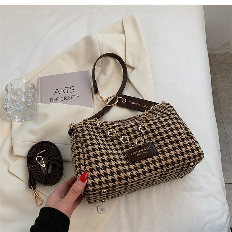 201693 Tas Selempang Wanita Import Slingbag Cewek Impor (1 KG MUAT 3) LT2062 CR7823 EL5448 GT1924 BQ3401 179122