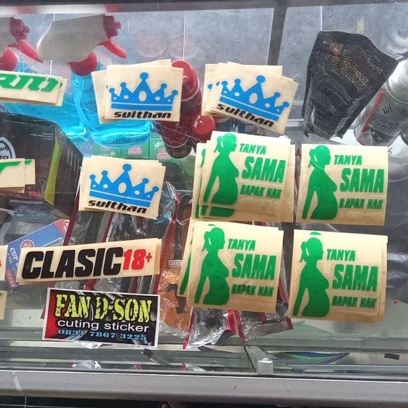 

stiker custom desain bebas