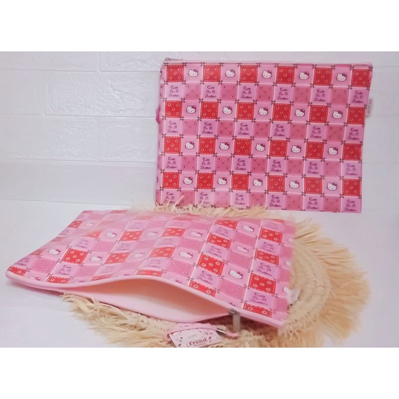 

ORGANIZER MAP A4 MOTIF HELLO KITTY | MAP DOMPET