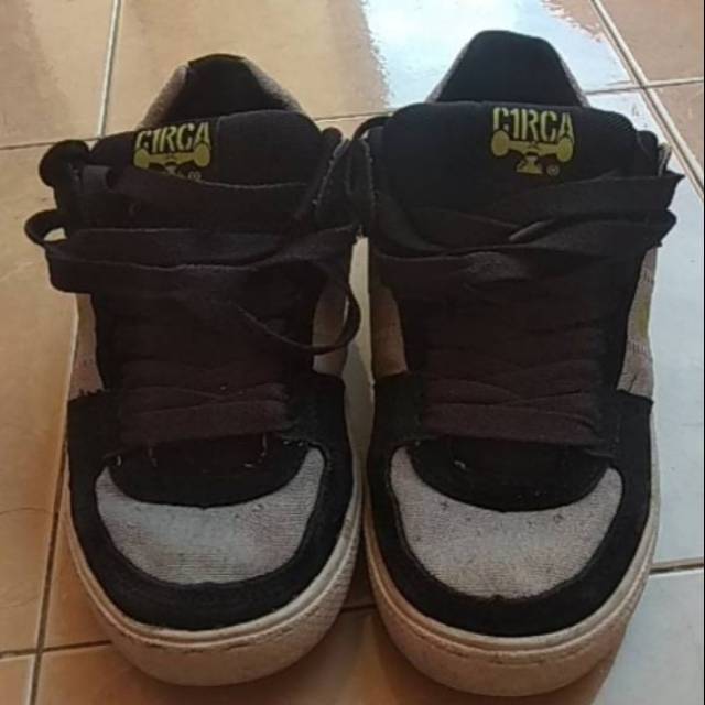 Sepatu Circa