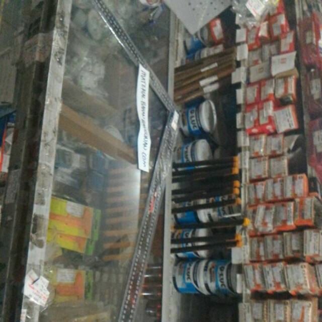 

Penggaris siku besi dan anti karat panjang 60 cm presisi berkualitas