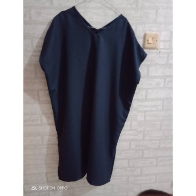 Tunik leher V