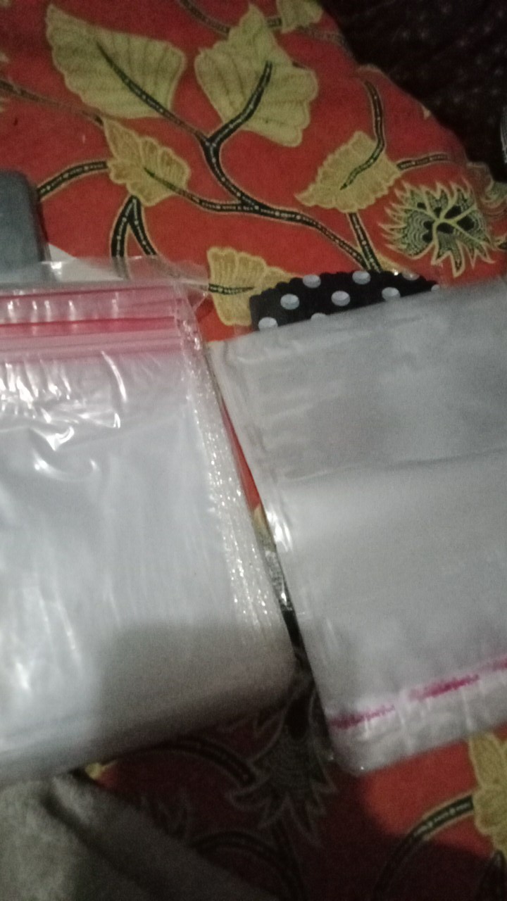 Kantong Plastik Klip Serbaguna Uk 10x15 Isi 100 . Kantong Ziplock Serbaguna