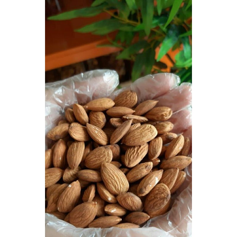

Almond Panggang 1kg