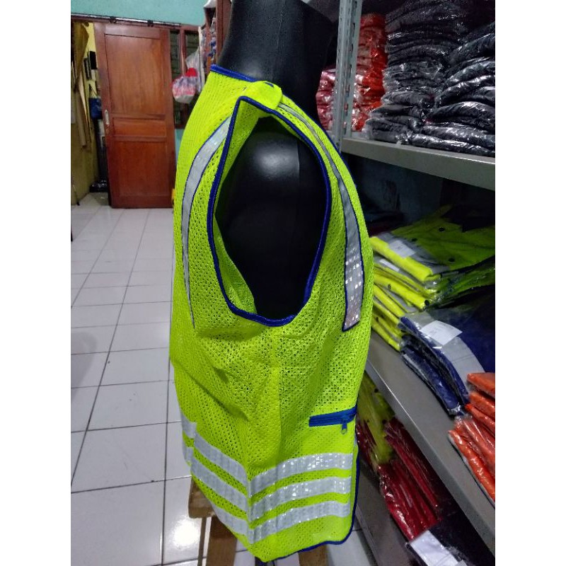 ROMPI SAFETY FREE LOGO K3 HIJAU STABILO BAHNA6JARING DOBLE TEBAL SCOTLIGHT MENYALA