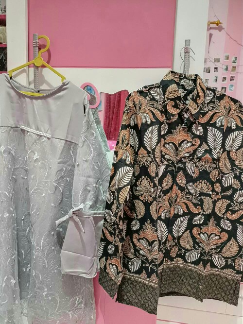 Couple Batik Terbaru • Sarimbit Batik • Couple Keluarga • Seragam Batik • Saroja Batik Fashion 787