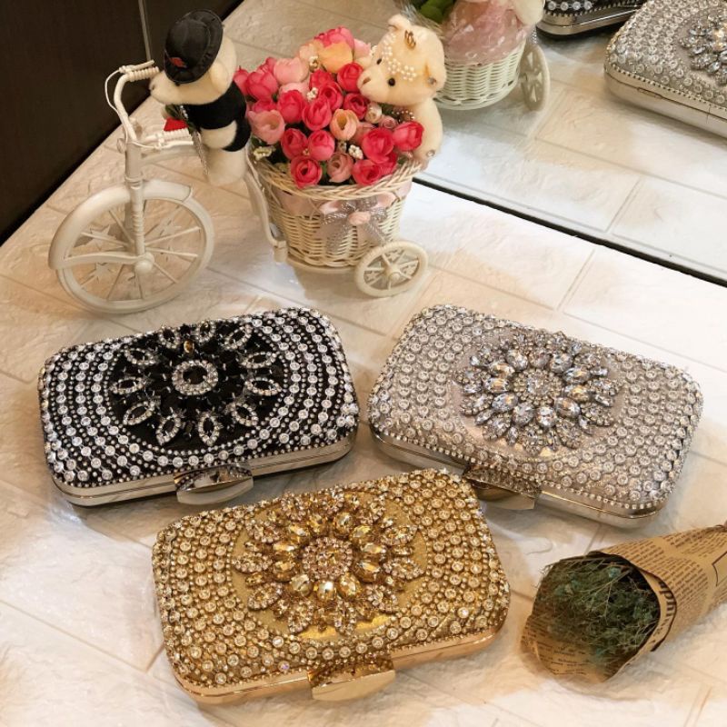 Tas Pesta KINSLEY Embellished Crystal Box Clutch