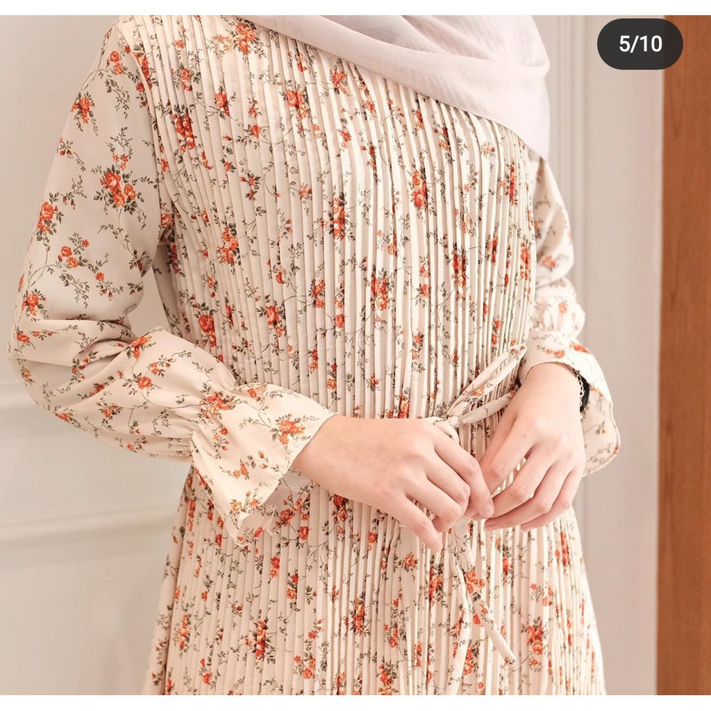 FLOWER PLEATED ATASAN PLISKET TUNIK PLISKET BKK IMPORT FLOWER PLEATED ATASAN PLISKET TUNIK PLISKET BKK IMPORT