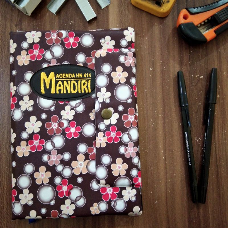 

Note Book Buku Tulis Buku Catatan Buku Murah Agenda MANDIRI 414 Coklat