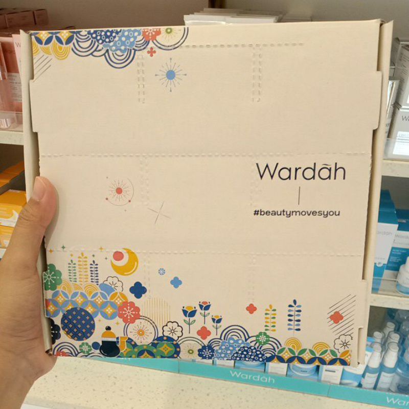 Wardah Colorfit Hampers