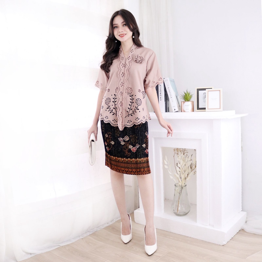 Atasan Kebaya Encim modernt Laser Free Bros Model Neva