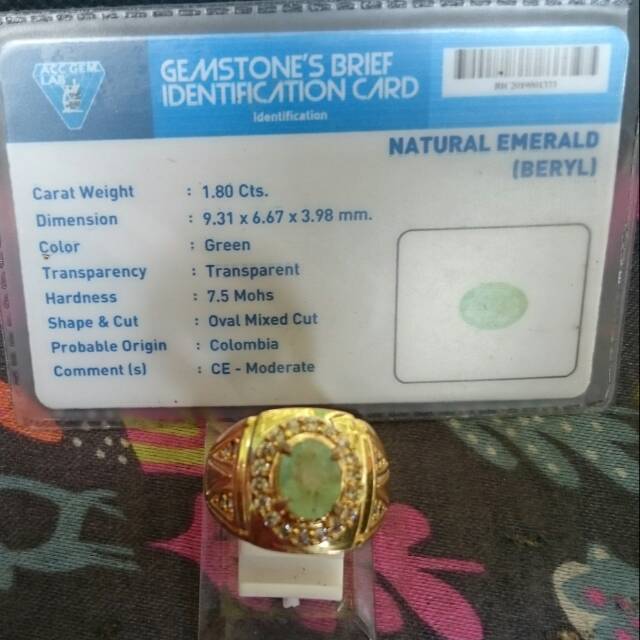 Batu zamrud/emerald asli