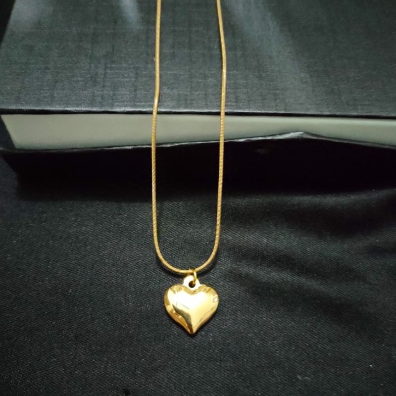 kalung titanium Korea style - love