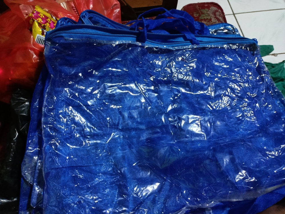 Kantong / Tas Plastik Selimut Murah 30 X 40 Cm