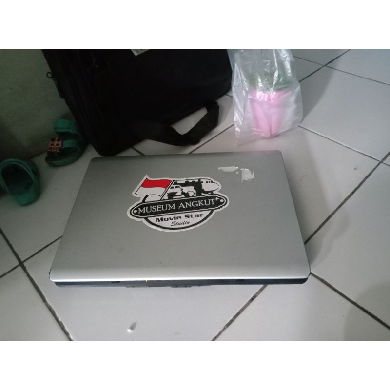 laptop pc thosiba ,