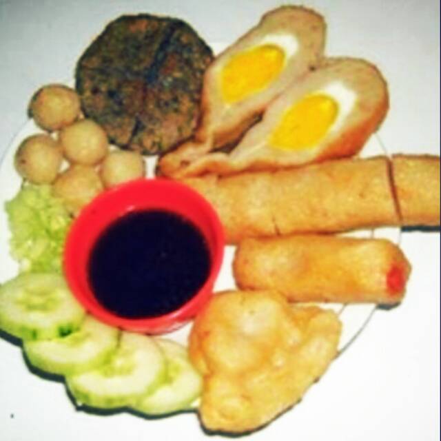 

Pempek campur