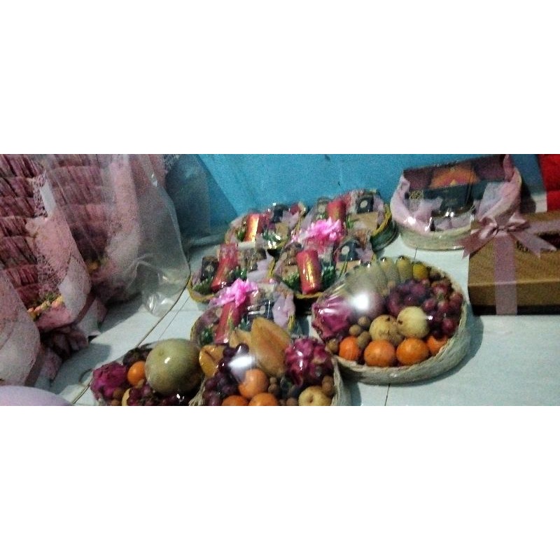 

Paket Parcel Pernikahan