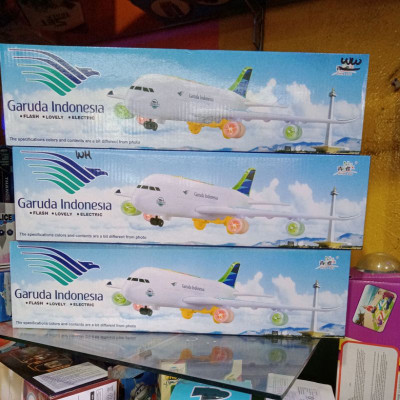 Mainan Anak Pesawat Garuda Indonesia Bisa Berjalan