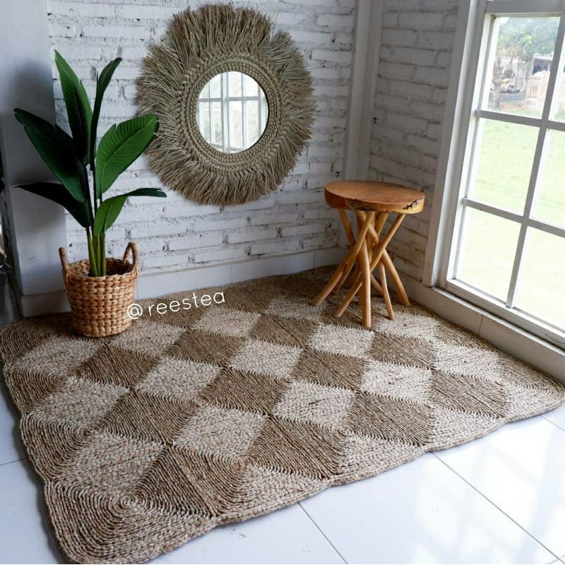Karpet mendong Kotak / Rug anyam/ Karpet mendong