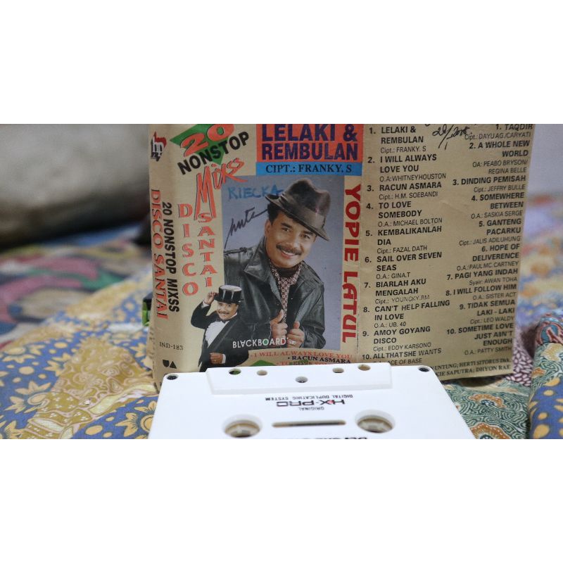 kaset yopie latul lelaki dan rembulan