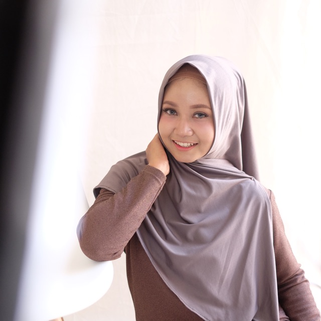 KREZIA INSTANT I Hijab instant kaos krezia tanpa pet by yeppushop