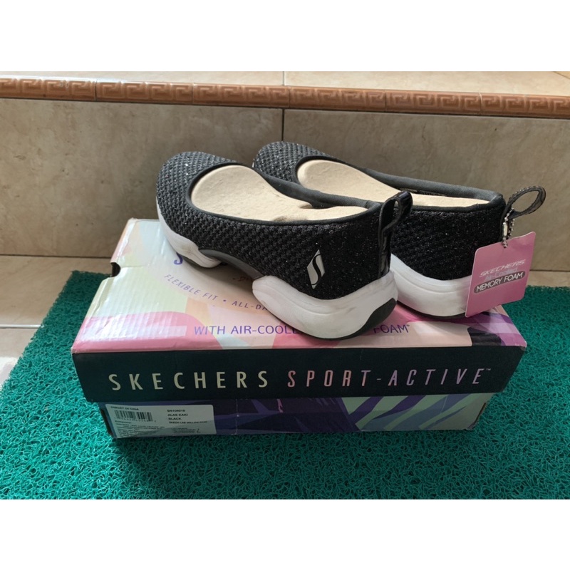 sepatu skechers lab preloved