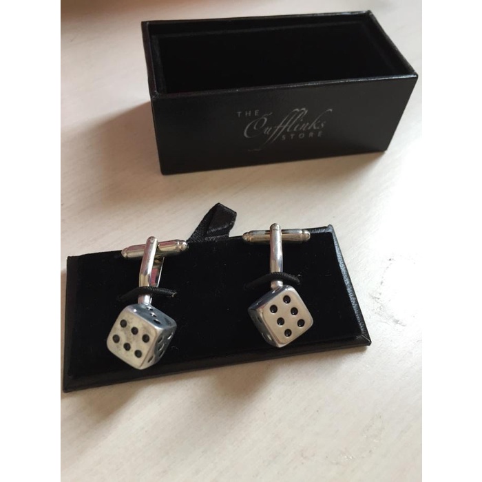 Cufflink Cufflink The Cufflink Store Model Dadu