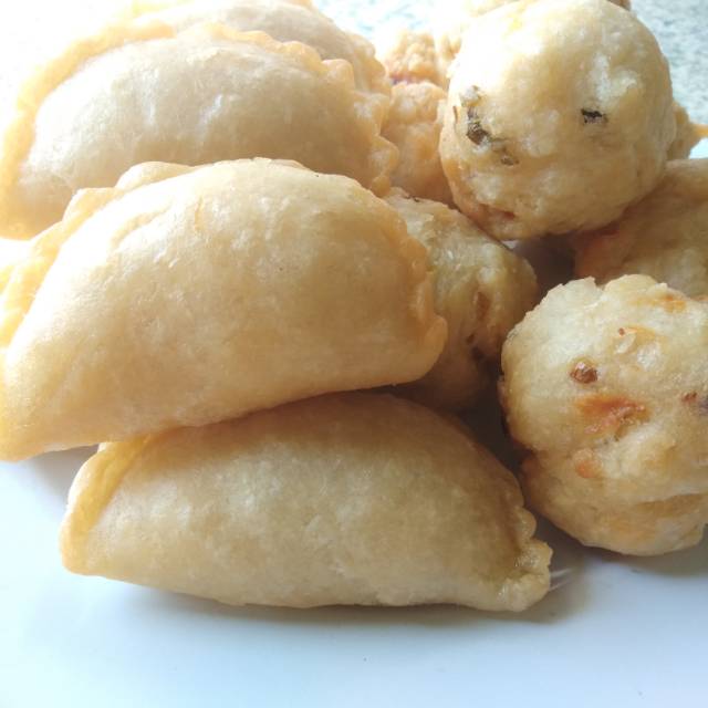 

Pempek pistel