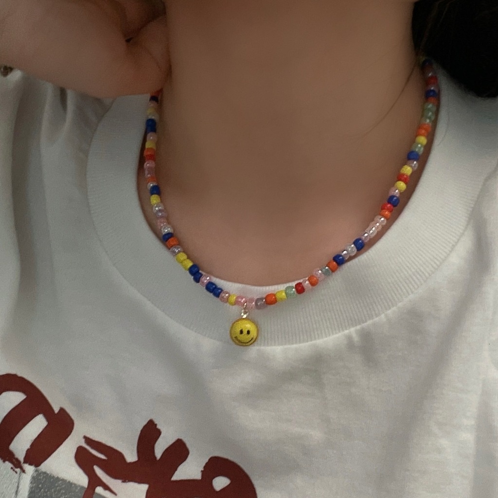 Kalung Rantai Klavikula Hias Manik-Manik Smiley Warna-Warni Untuk Aksesoris