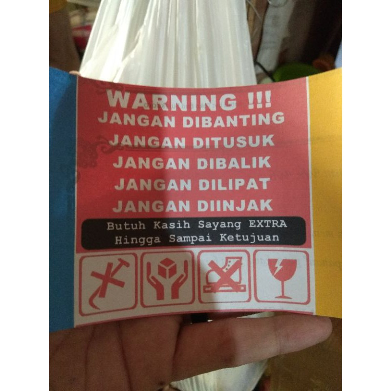 

stiker fragile