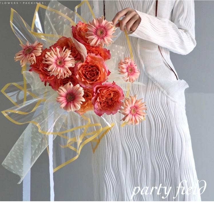 

Terbaik 1ROLL/4,5METER XXX Flower bouquet wrapping roll / kertas bunga