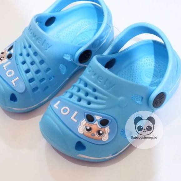 j4 crocs