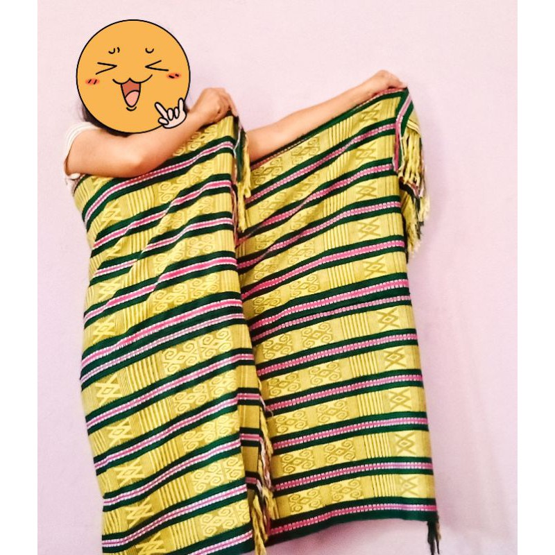 Kain asli tenunan Timor NTT