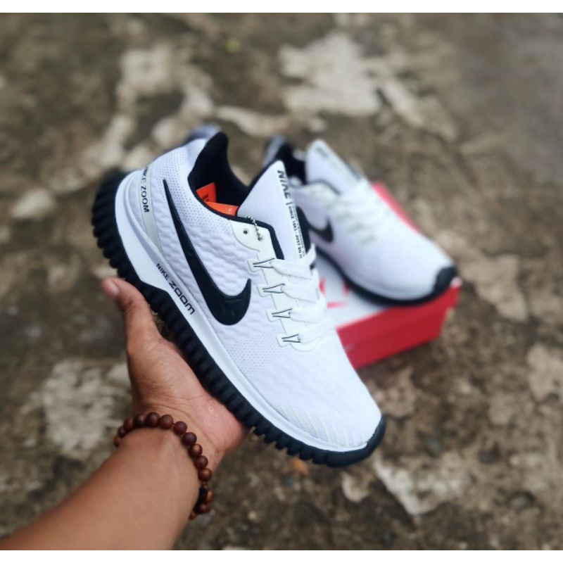 Sepatu Wanita Nike Running Putih terbaru Sepatu Olahraga