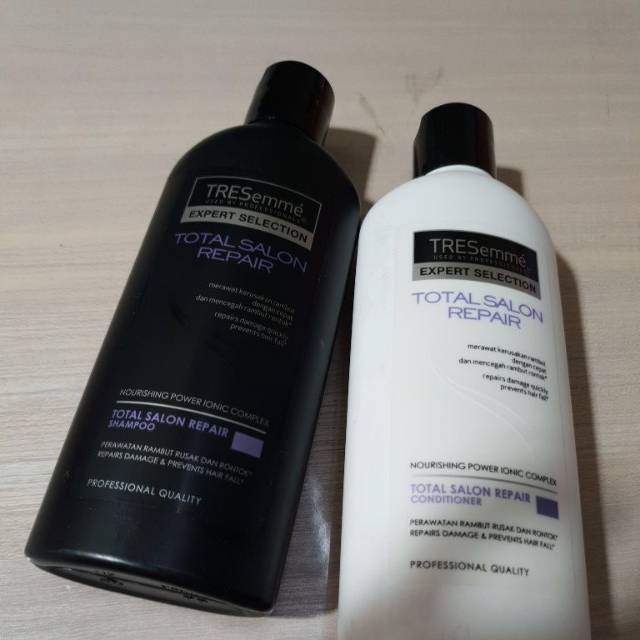 Tresemme Total Salon Repair Shampo dan Conditioner