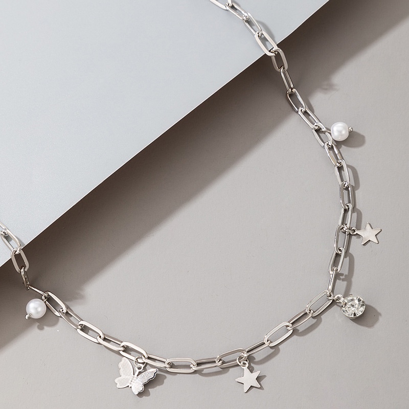 Kalung Rantai Klavikula Desain Butterfly Star Disk Single Layer Aksen Mutiara Berlian Gaya Hip Hop