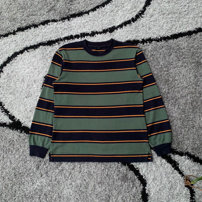 crewneck uniqlo iqbaal