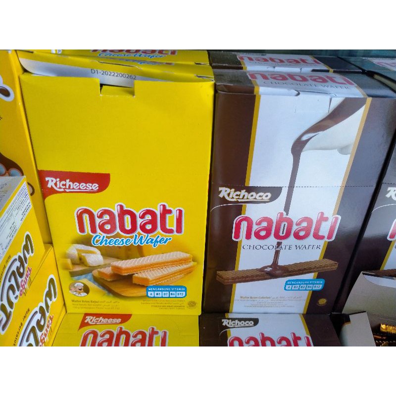 

NABATI WAFER STICK RASA COKLAT DAN VANILA /ISI 20PCS