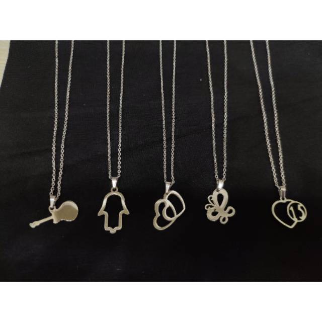 Kalung titanium Motif Random Anti karat selamanya fashion korea wanita