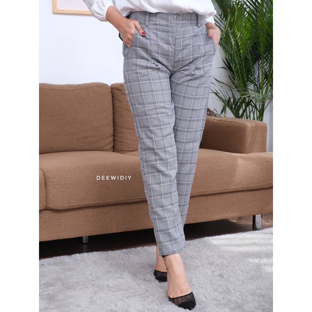 CELANA PANJANG WANITA MOTIF KOTAK STYLISH - SALSA PANTS DEEWIDIY