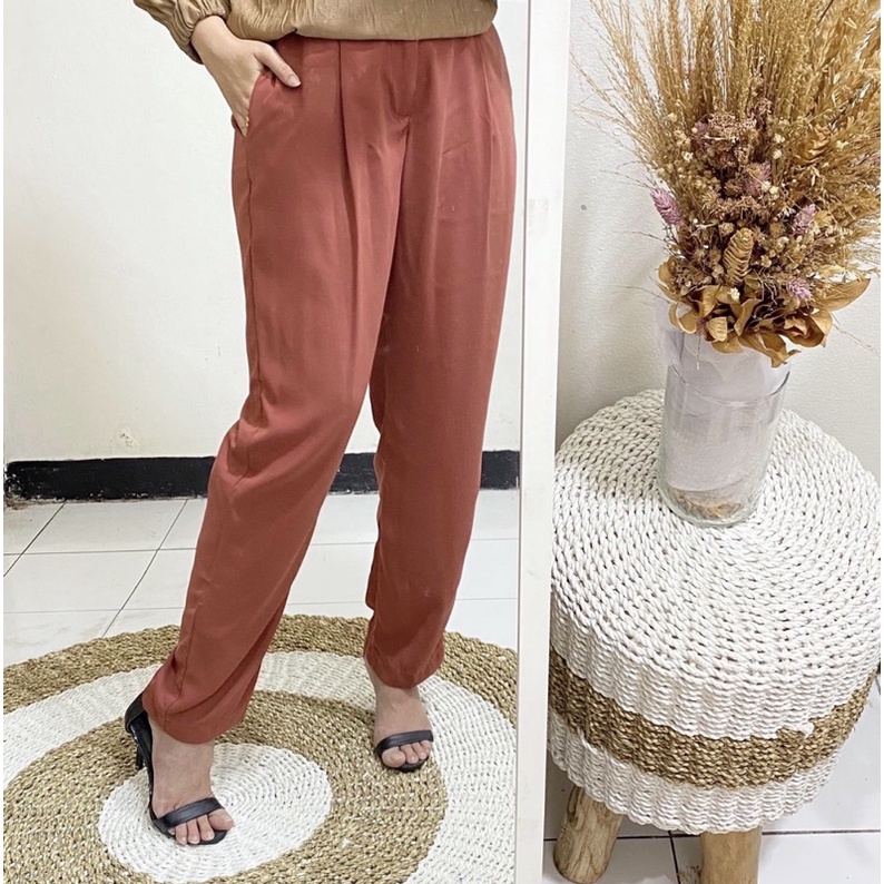 zaskia basic pants