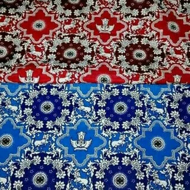 Kain batik tutwuri seragam sd