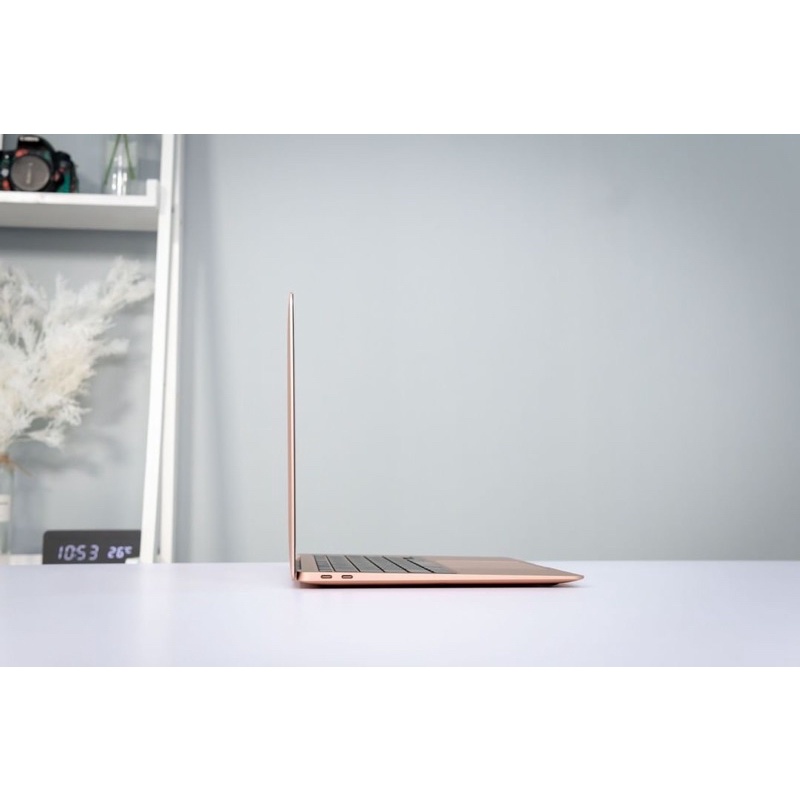 Macbook Retina 13 inch 2020  Bisa Instant Kurir