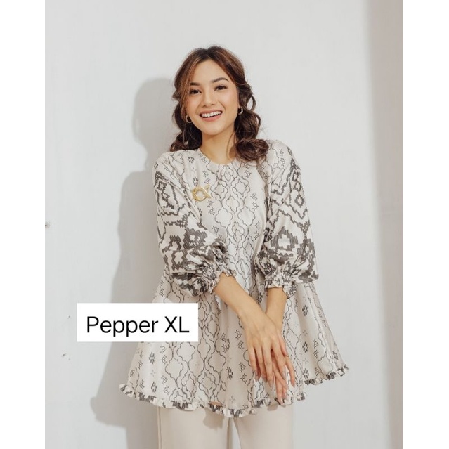 CIKA BLOUSE BY WEARING KLAMBY