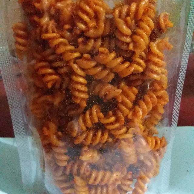 Jual Makaroni Spiral Bantat Uril Bantet Uril Pedas Shopee Indonesia