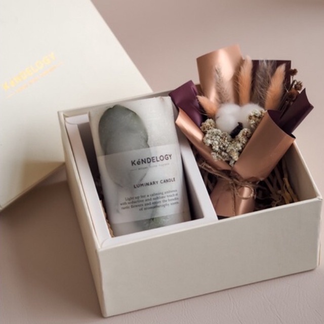 

GIFTBOX PREMIUM Kendelogy Luminary Candle + Dried Flower Bouquet | gift | kado | hamper