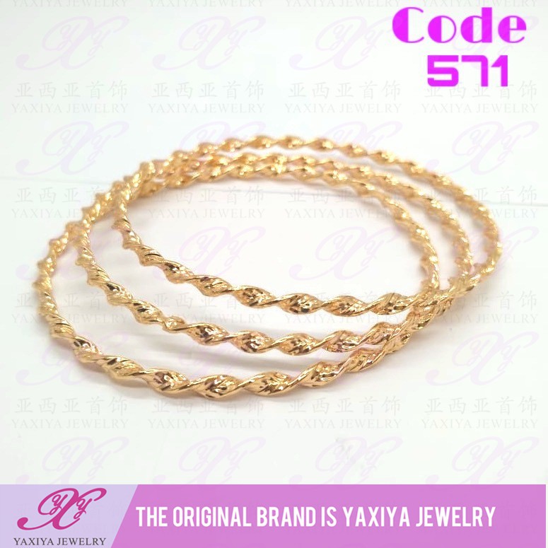 

Gelang Keroncong Set 3 Ulir Lapis Emas Perhiasan Imitasi Yaxiya Jewelry 571