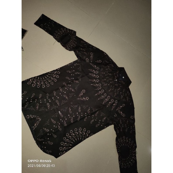 CAKRA WANGSA HITAM kemeja batik pria lengan panjang modern slimfit katun printing halus / pakaian batik laki laki / atasan batik cowok